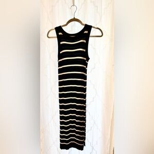 Banana Republic Dark Navy and Cream Midi Dress (XS)